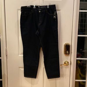 NWT new directions sleek sculpt jeans 20wr